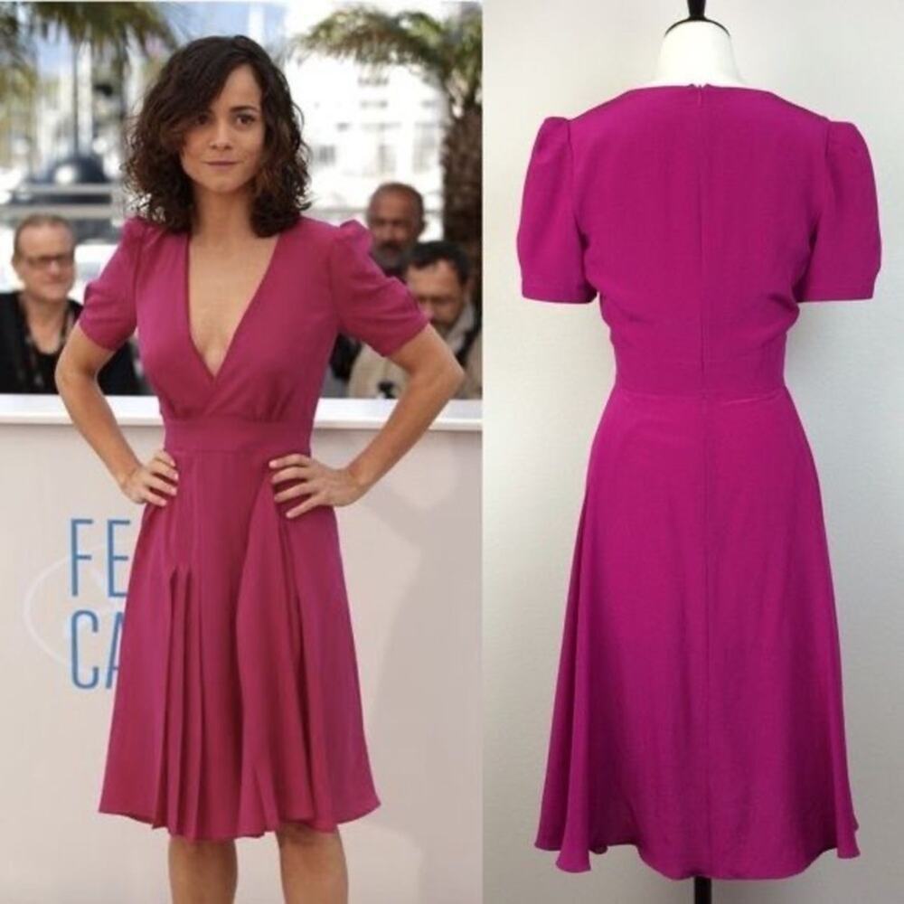$2,100 GUCCI DRESS SHORT SLEEVE V-NECKLINE VIBRANT SILK sz 40 US 4